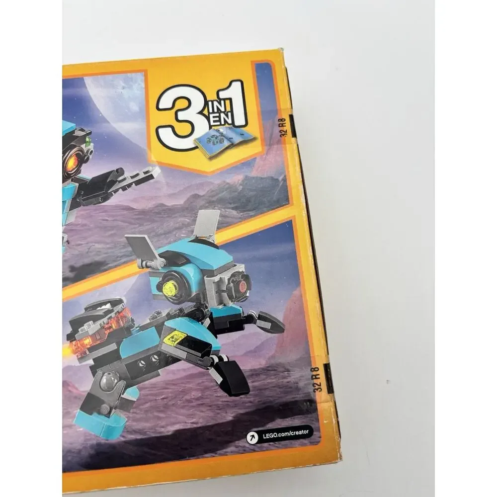 New In Box Retired LEGO Creator 31062 - 3 in 1 Robo Explorer New Sealed